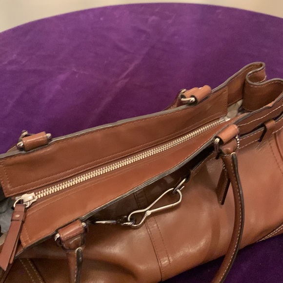 Coach EUC handbag, dark camel colour - Picture 7 of 16